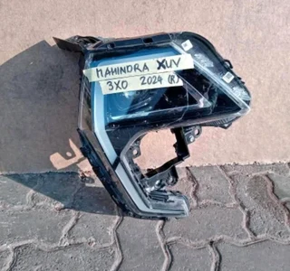 Mahindra xuv headlight available