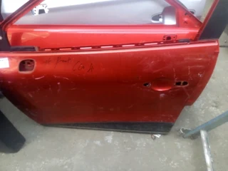 Renault Clio 4 door available