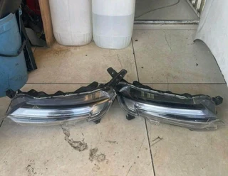 Renault kwid headlights available