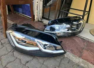Vw golf 7.5 headlights available