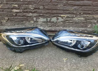 W205 mercedes Benz headlights available