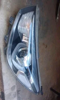 Kia rio xenon headlights available
