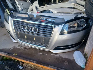 A3 audi 2012 fron bumper complete and headlights