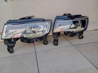 Jeep headlights available