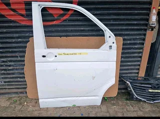 Vw transporter T7 doors