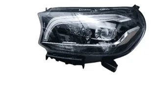 X bakkie Mercedes-Benz headlights