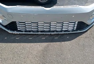 Vw golf 7.5 r front bumper available