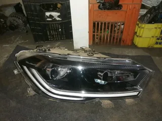 Vw polo 9 Headlights available