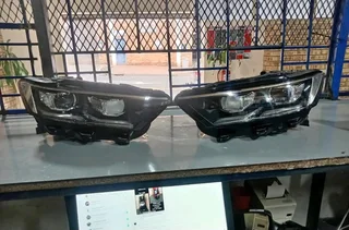 Vw t roc Headlights available