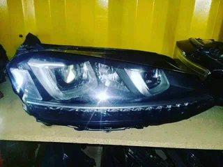 Vw golf 7 R headlights available