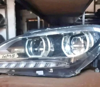 Bmw M6 Headlights left
