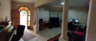 Investor's Opportunity Pretoria North: House + 2 Flatlets, Borehole &amp; Income Potential