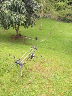 DOCKS Fishing Pod and GILFOX bait alarms