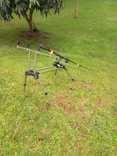 DOCKS Fishing Pod and GILFOX bait alarms