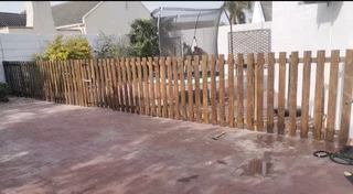 Picket fencing