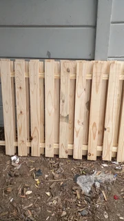 Picket fencing
