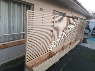 Planting boxes with screens ...