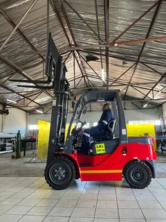 Manhand Group  MH 30-D  forklift