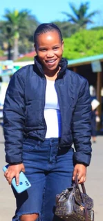 AMANDA (28) SOUTH AFRICAN  SEEKS GENERAL CLEANING, DOMESTIC / CHILDMINDING JOB AROUND GAUTENG OR KZN