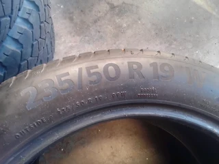 2x Continental runflats 235/50/19 tyres