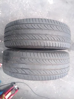 2x 225/55/19 tyres in excellent condition
