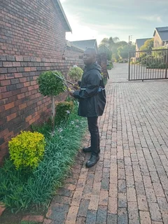 Matured and very highly recommended gardener,cleaner, housekeeper from Malawi needs stay in or out