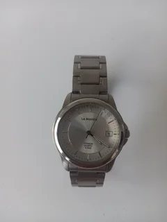 Mens Watch / Quartz La Montre / Titanium