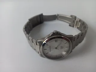 Mens Watch / Quartz La Montre / Titanium