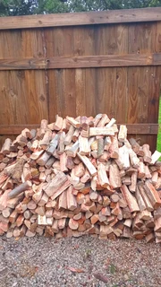 Firewood for fireplaces and bomafire.