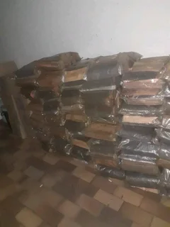 Blackwattle,bluegum and hardwood firewood.