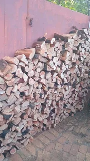 Blackwattle,bluegum and hardwood firewood.