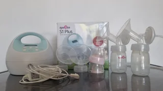 Spectra breast pump and Spectra handsfree shield set