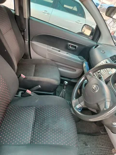 Daihatsu sirion
