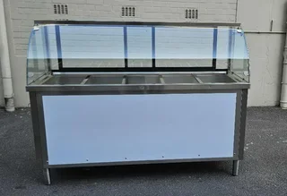 Bain Marie Floor Standing With Curved Glass