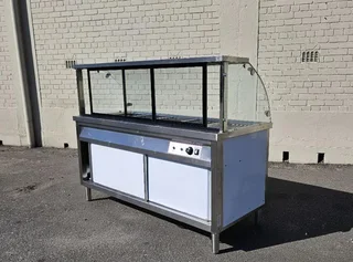 Bain Marie Floor Standing With Curved Glass