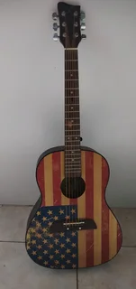 Box Guitar (American Flag)