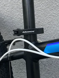 24 Inch AVALANCHE Cosmic  boys&#39; Mountain bike for sale