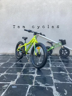 Scott Roxter 20 Inch Junior Mountain Bike For Sale