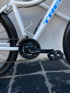 Ladies/Girls  TREK SKYE Mountain bike for sale