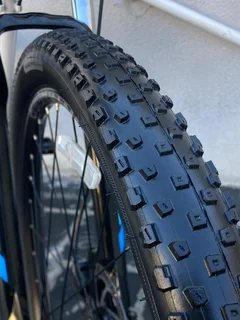 Ladies/Girls  TREK SKYE Mountain bike for sale