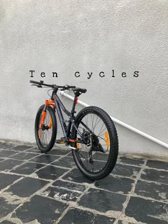 24 Inch Scott Scale Junior Mountain bike *SOLD*