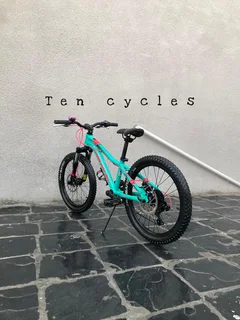 TITAN RACING Calypso 20&#34; D *SOLD*