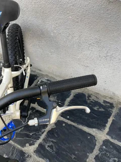 Kids 20 Inch CARRERA Aluminium mountain bke