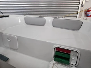 FISH 490 CENTER CONSOLE WET DECK WITH 70HP 4 STROKE YAMAHA