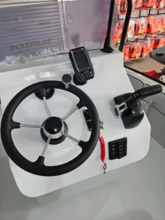 FISH 490 CENTER CONSOLE WET DECK WITH 70HP 4 STROKE YAMAHA