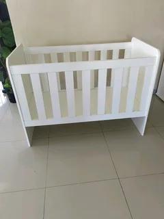 Cot bed and chest of drawers