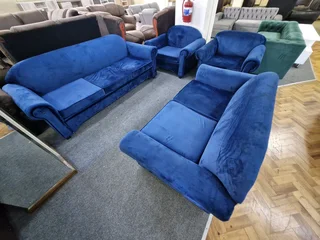 New full lounge suite