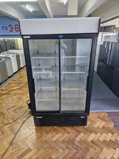 Display fridge
