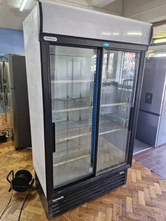 Display fridge