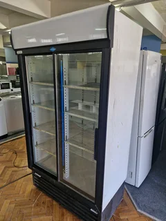 Display fridge